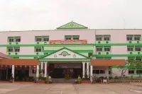 Sakol Grand Palace Hotels in Ngio Don
