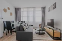 Modern Apartment - 2Br-6P- Levallois-Perret Hotels in Clichy