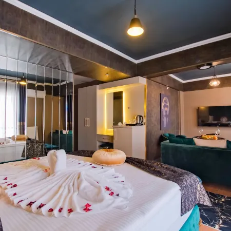 Moonday Hotel Отели в г. Талас