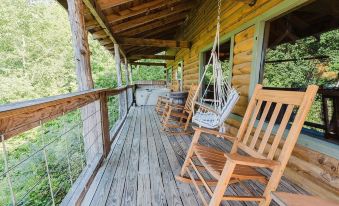 J Willy's Refuge 2 Bedroom Cabin by RedAwning