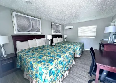 Lemon Bay Motel Hotels in Grove City