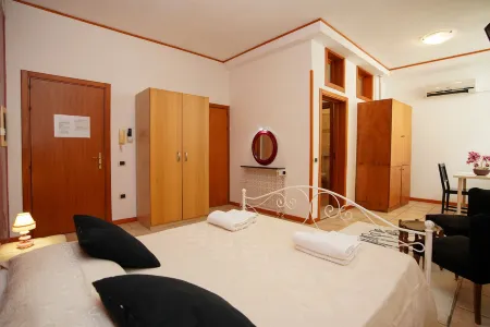 Residence Lupiae Отели в г. Лечче