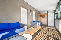 Free Parking Big Patio Next to Restaurants Bars