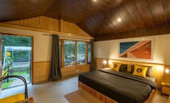 The Hosteller Kasol, Riverside