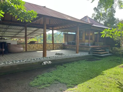 Mandhasativa Homestay Hotel berhampiran Git Git Waterfall