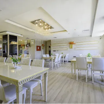 Real House Boutique Hotel