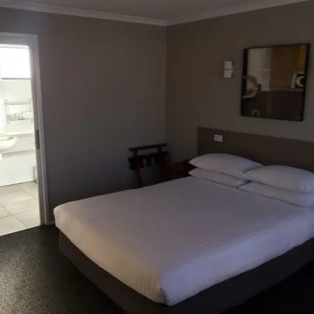 Eaglehawk Motel Bendigo Отели в г. Бендиго