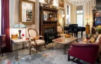 Manayunk Chambers Guest House Hotels in Bala-Cynwyd