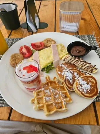 Grand Plaza Nouakchott Отели рядом с достопримечательностью «Olympic Stadium»