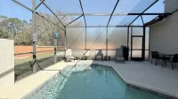 Spacious Family Townhouse Sleeps 8 - Spa