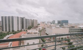 Luxurious Studio in Iloilo City With City Views
