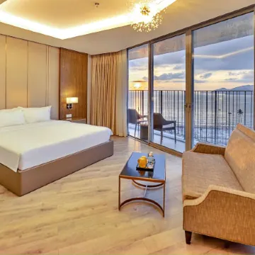 S79 Residence LYN Panorama