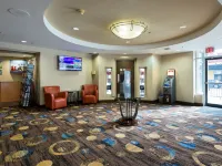 Howard Johnson Plaza by Wyndham by the Falls / Niagara Falls Hotels near Bird Kingdom