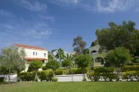 Govino Bay Hotel a Limni
