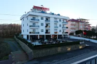 ซาฮิน เทเปซี อพาร์ต โอเทล