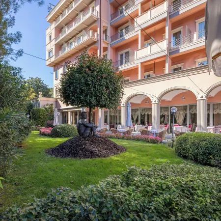 Hotel de La Paix