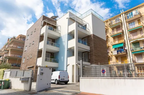 Sirius, one-bedroom flat 200 m from the beach and with rooftop condominium pool