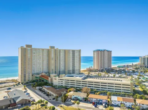 Emerald Beach by Panhandle Getaways