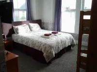 Mount View Hotel B&B فنادق في بينزانس