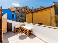 Pug House Hotels in Chiusanico