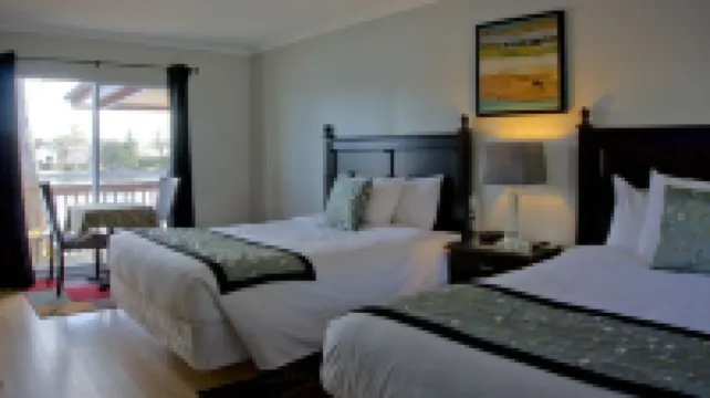 The Water's Edge Inn Hotels in Northumberland County