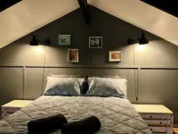 Hidden Gem, Unique Rural barn on acreage yet 5 minutes to beautiful Valla Beach