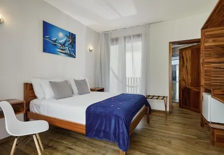 Aiolos Hotel & Discoveries