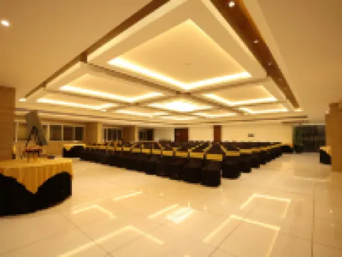 Royal Plaza Suites by Rak Rooms, Mangaluru Hotels in Mangalore