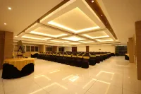 Royal Plaza Suites by Rak Rooms, Mangaluru