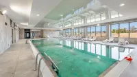 Sagaris z Basenem, Sun & Snow Hotels in Dziwnówek