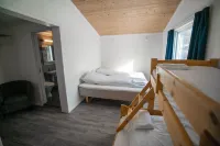 Dombåstun
