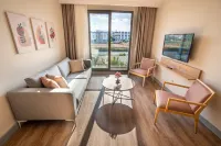 라라 마린 홈즈