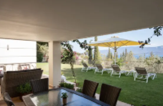 Villa Fantasia Isthmia