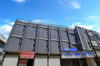 FabHotel Day2Day Hotels near Devi Ahilya Bai Holkar Airport
