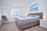 Queen's Lodge Mastrinka by Litto - Homestays