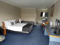 Bay City Motor Lodge - balcon