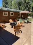 Arnold Meadowmont Lodge Hotels in Arnold
