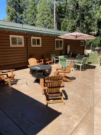 Arnold Meadowmont Lodge