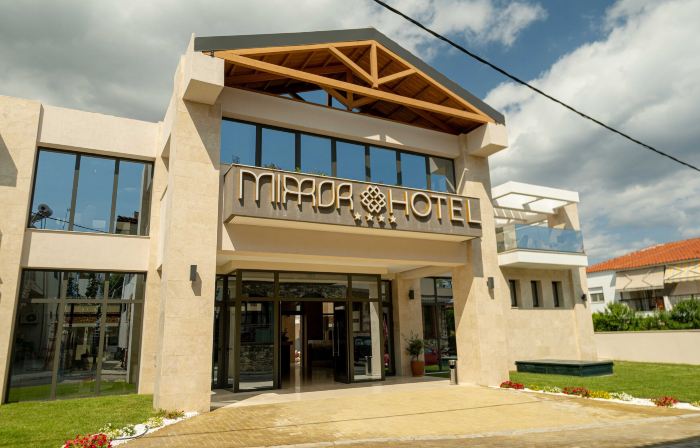 Mirror Hotel