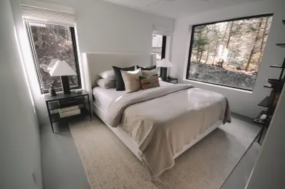 Designer Cabin in Taos Ski Valley Hotels near Williams Lake