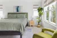 Boho Luxe Stay Game Room, Fire Pit & Playground