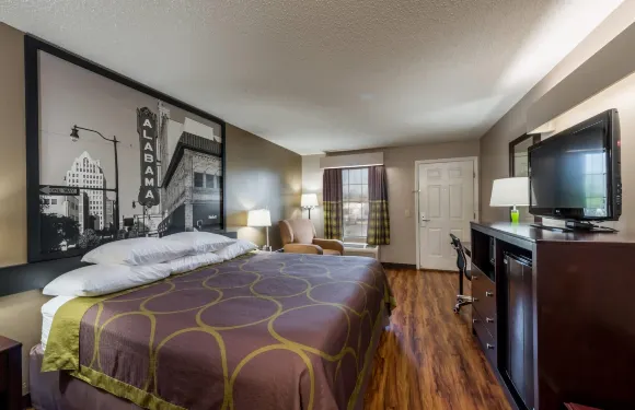 亞歷山大城速8酒店