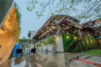 Grand Minaro Hotel in zona Prajapathi Meditation Centre