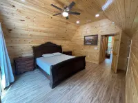 Shenondoah Apex -Luxury Cabin Swimming Pool & Spa - Pool Open! Hotels near Skyland