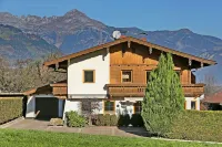 COMFORTABLE-TOP equipped apartment/5 min. to the forest playground, free WLAN Hotels in Ried im Zillertal