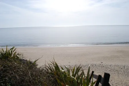 Breathtaking cliff top farmhouse with deserted beach