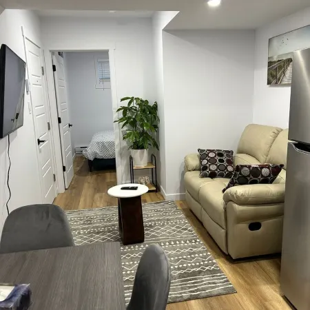 Cozy 2 Bedroom Basement