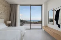 Villa with fantastic view, heated pool