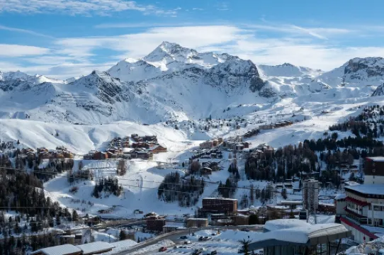 6-person apartment, spacious, functional, Mont Blanc view