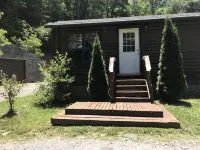 BEAUTIFUL LOG CABIN NEAR NEW RIVER HIKING STARGAZING WIFI NICE COUPLES RETREAT
